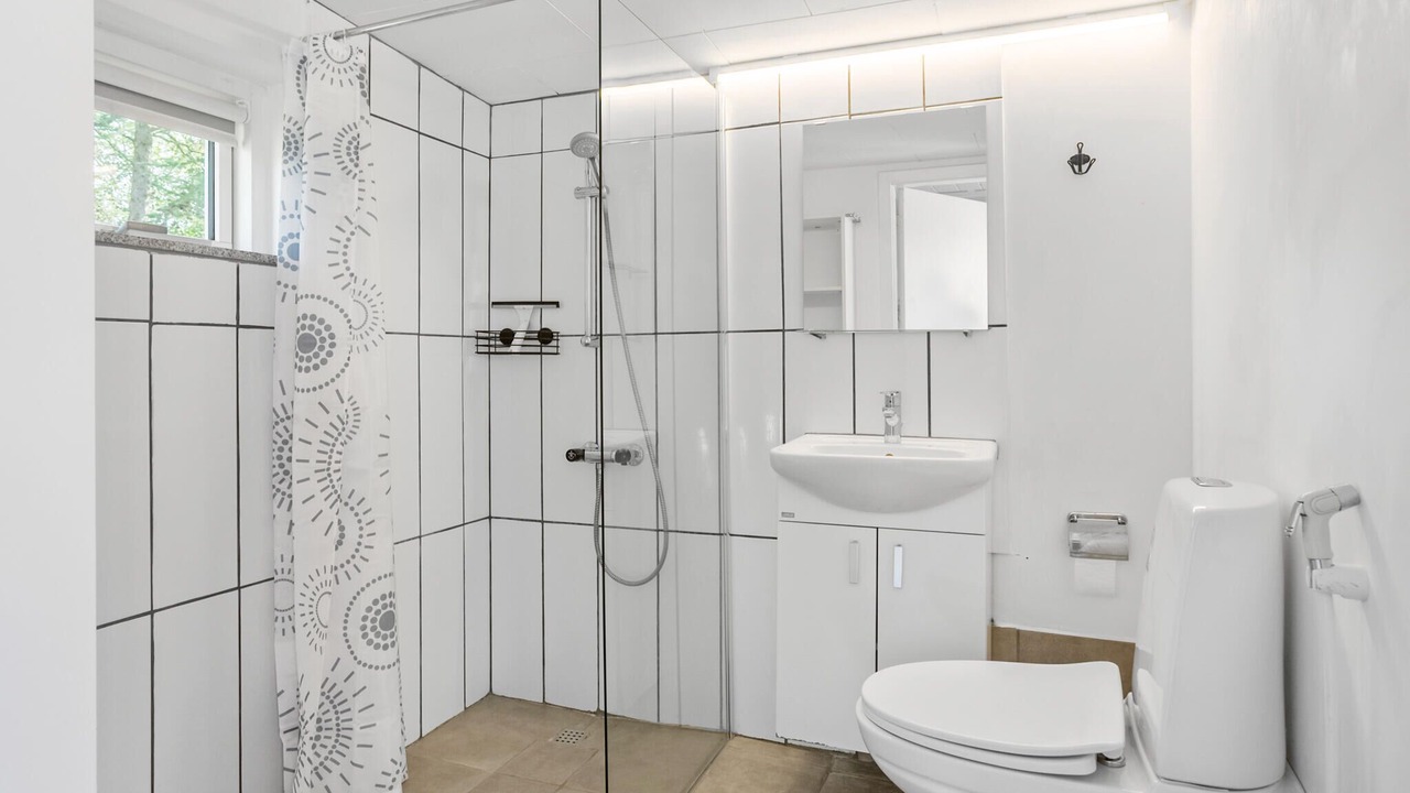 Photo of Bathroom in Bog By