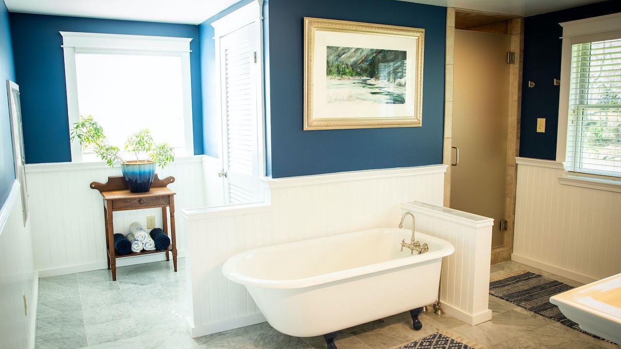 Photo of Bathroom in Rockbridge Baths