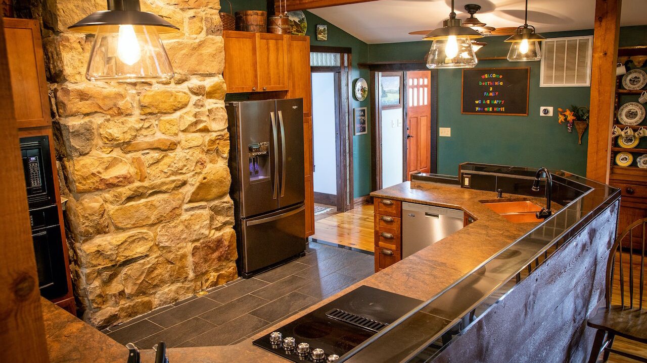 Photo of Bedroom in Rockbridge Baths