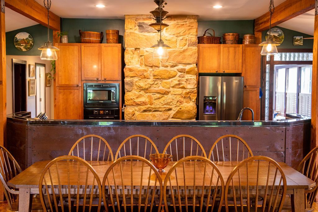 Photo of Bedroom in Rockbridge Baths