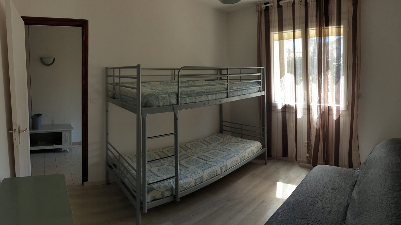 Photo of Bedroom in Gabian