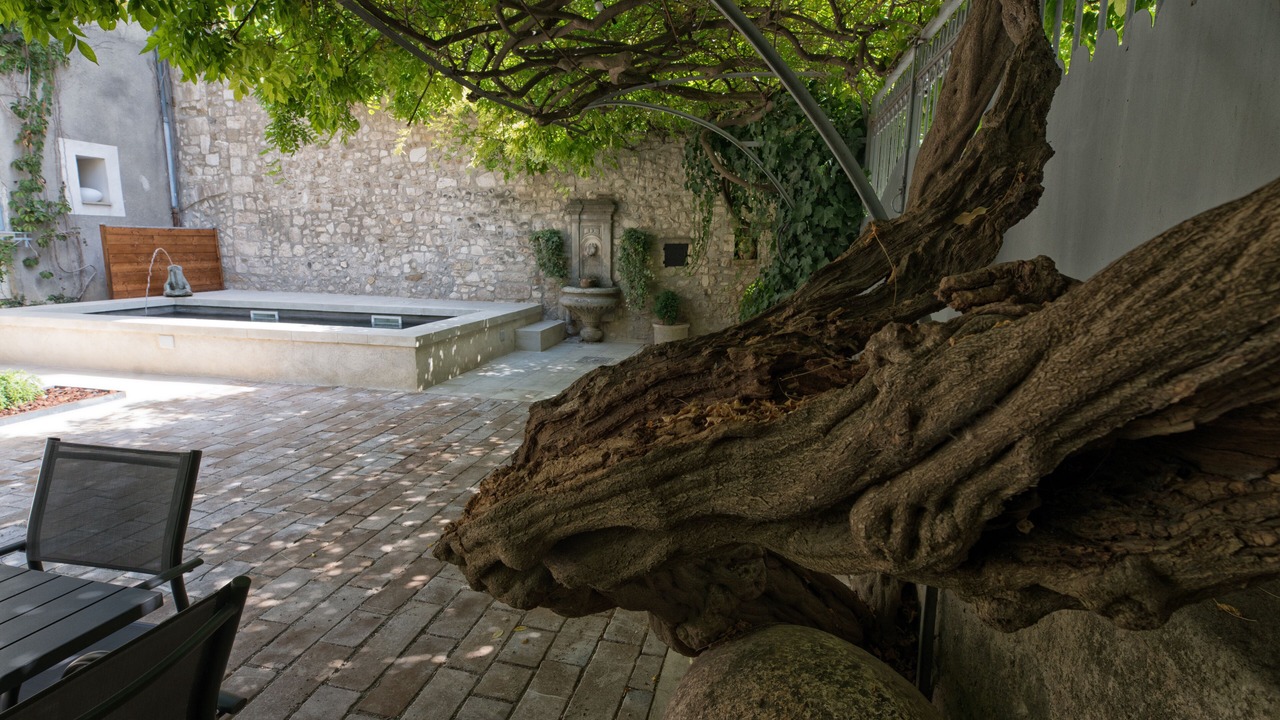 Photo of Patio Balcony in Pernes-les-Fontaines