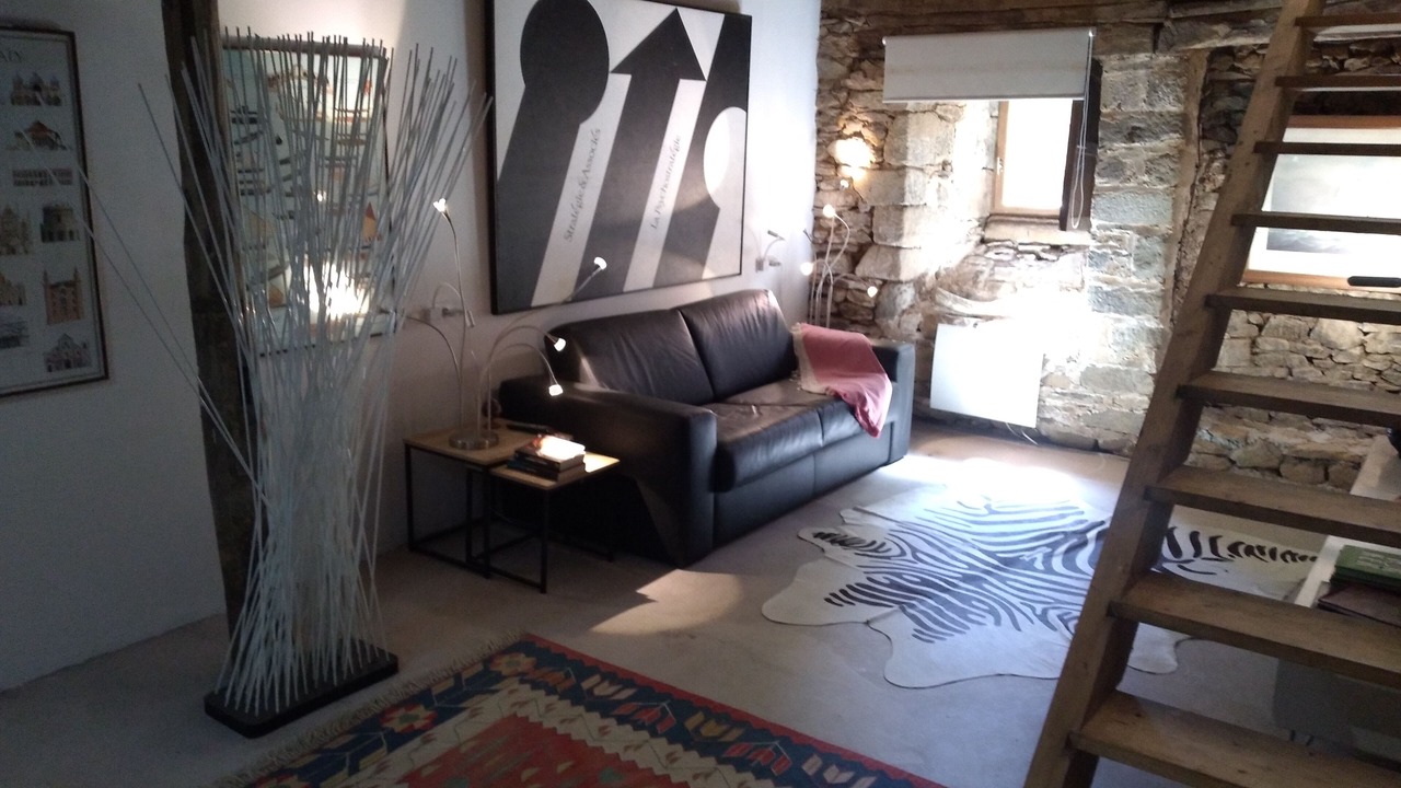 Photo of Livingroom in Soursac