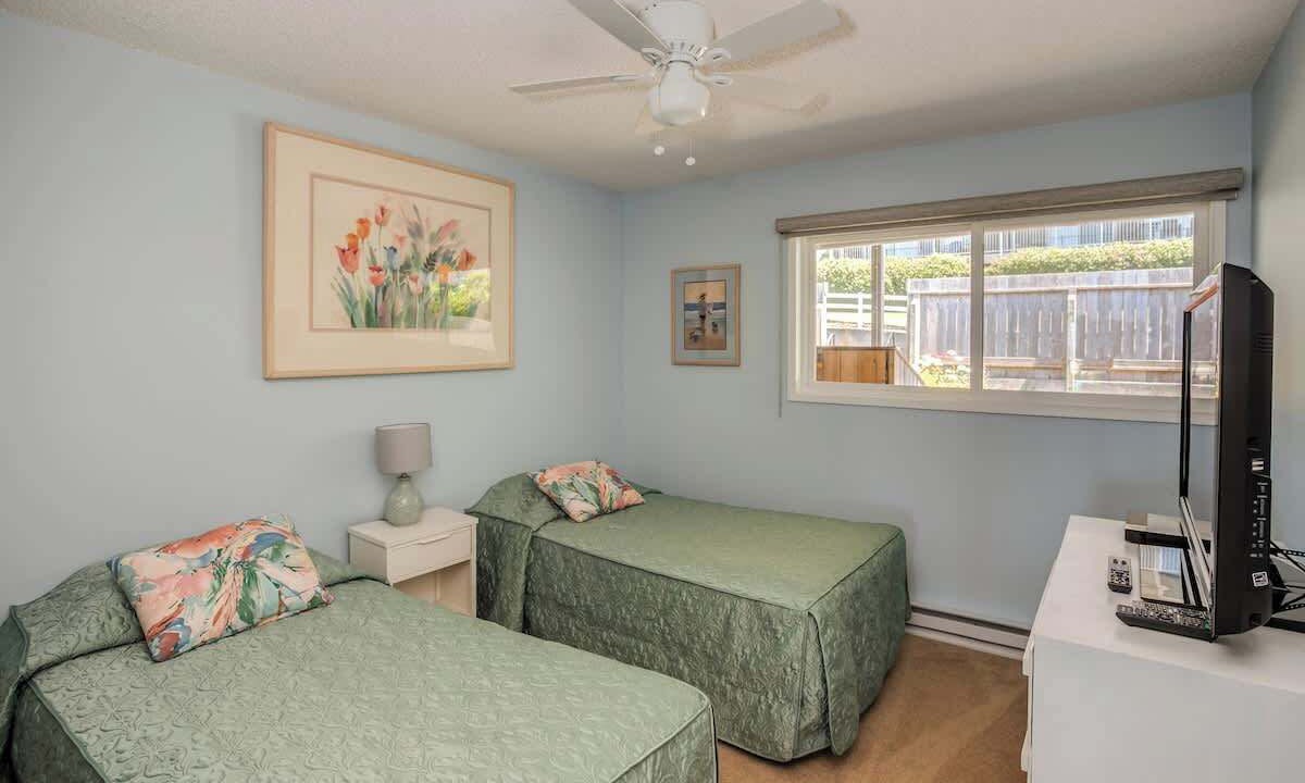 Photo of Bedroom in Gearhart
