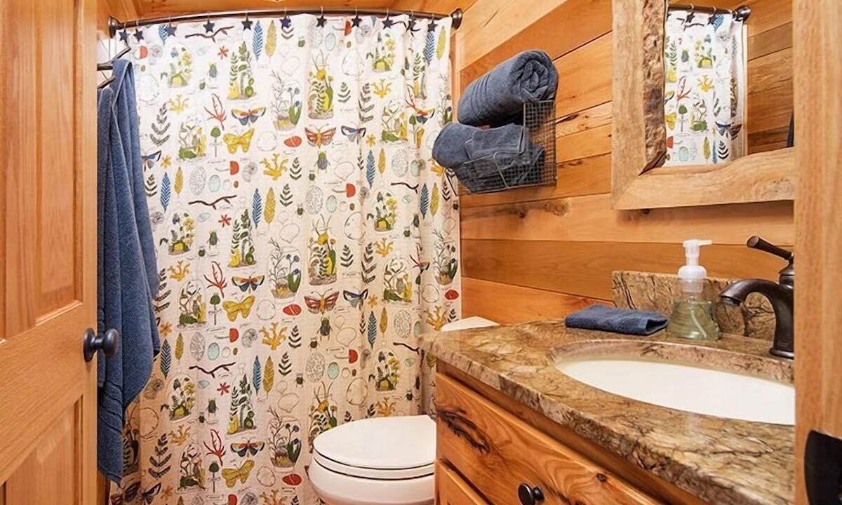 Photo of Bathroom in South Bloomingville