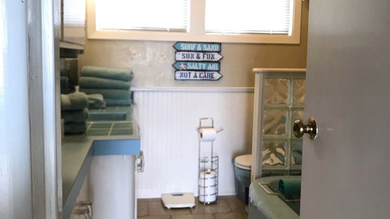 Photo of Bathroom in Crescent City