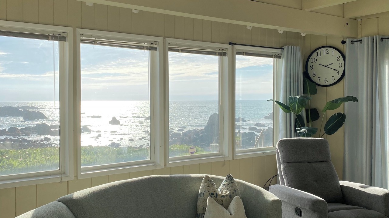 Photo of Livingroom in Crescent City