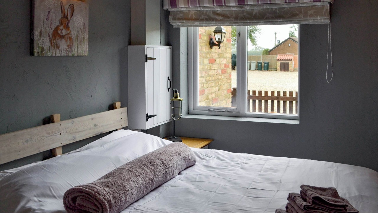 Photo of Others in Alford