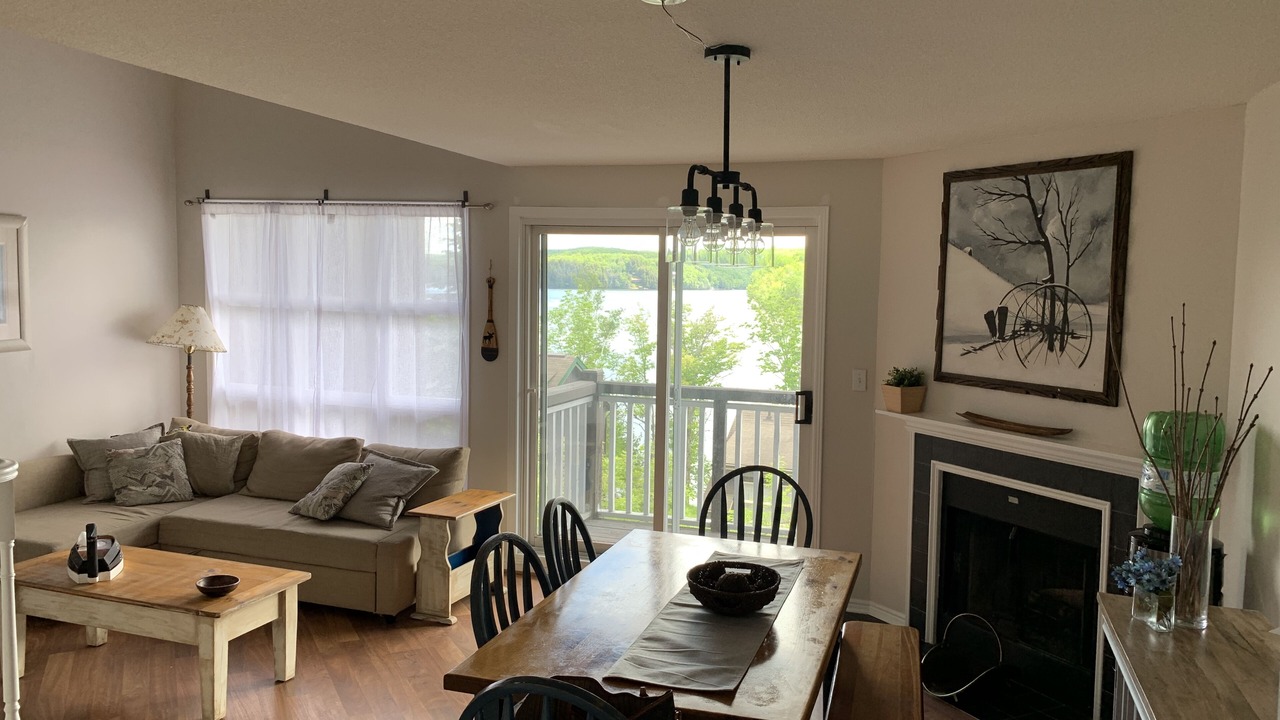 Photo of Livingroom in Huntsville