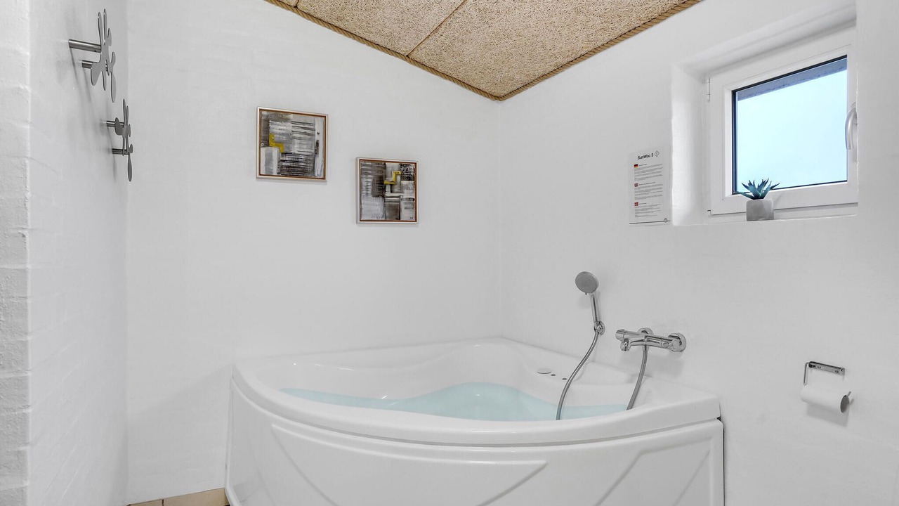 Photo of Bathroom in Nørre Lyngvig