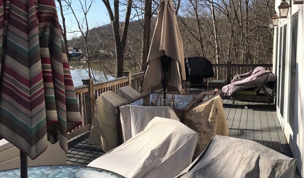 Photo of Outdoor in Waverly