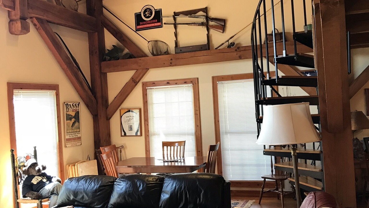 Photo of Livingroom in Waverly
