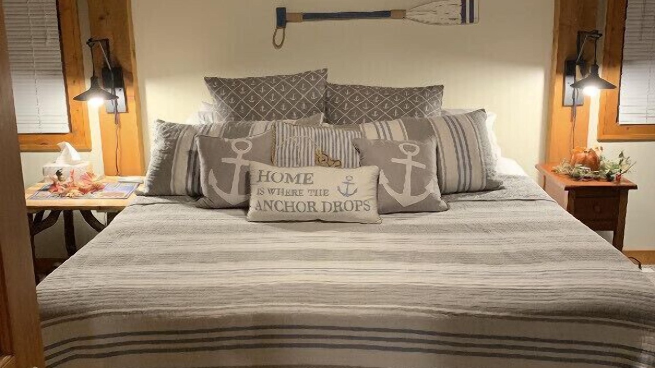 Photo of Bedroom in Waverly