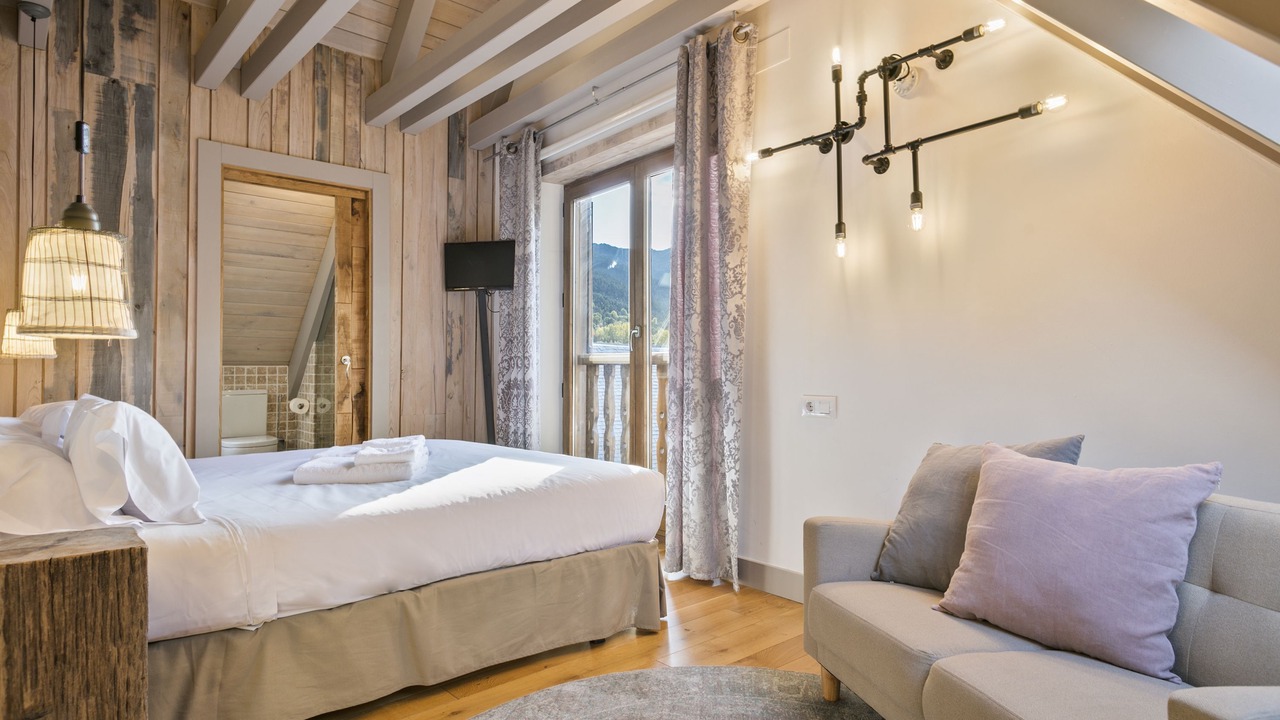 Photo of Bedroom in Salardu