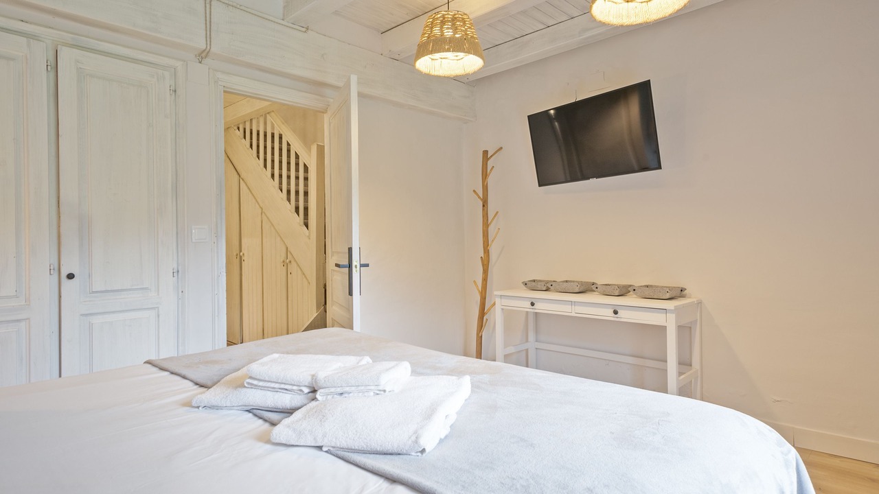 Photo of Bedroom in Pujo
