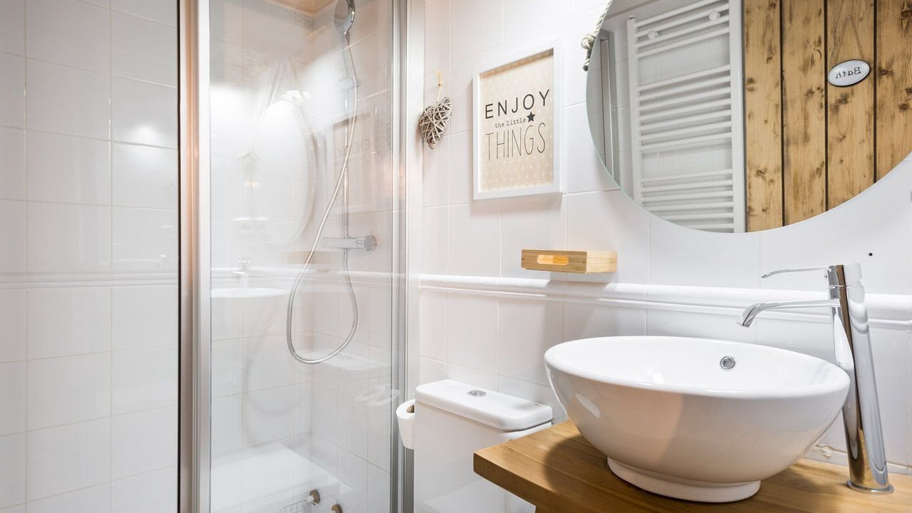 Photo of Bathroom in Pujo