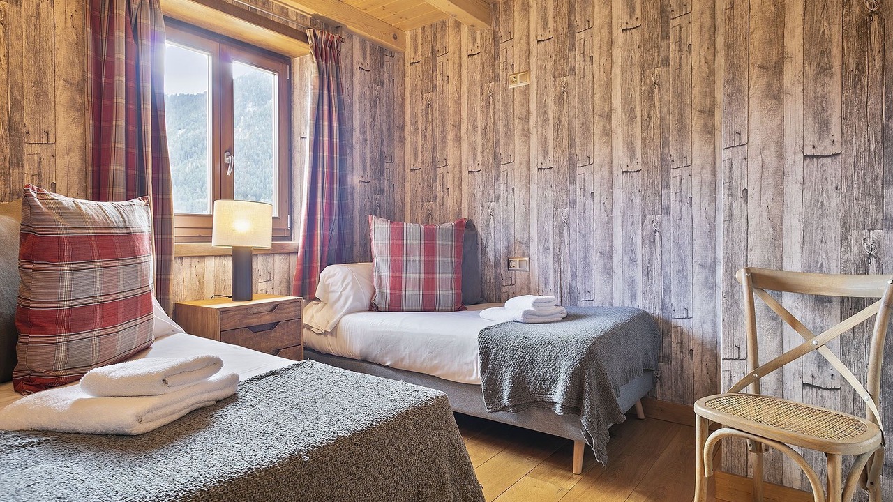 Photo of Bedroom in Salardu