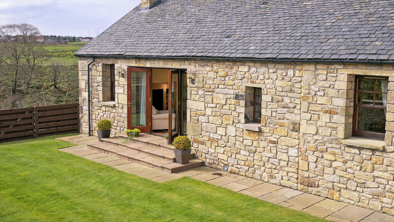 Photo of Others in Lanark