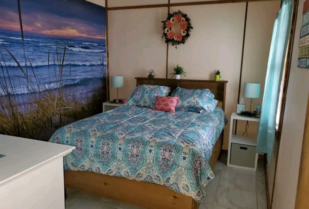 Photo of Bedroom in Loyola Beach