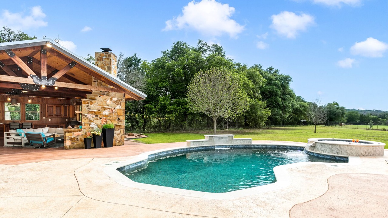 Photo of Outdoor in Fredericksburg