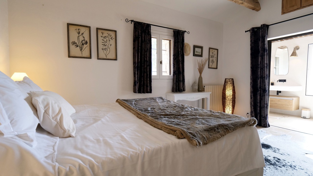 Photo of Bedroom in Callian