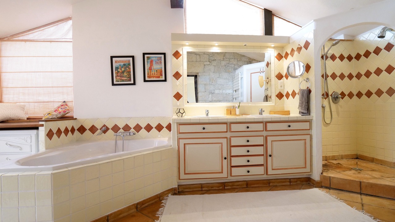 Photo of Bathroom in Callian