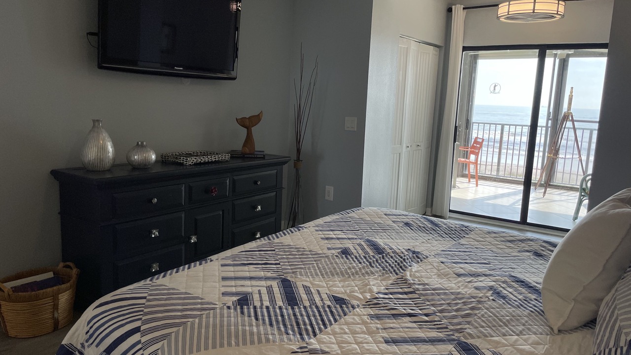 Photo of Bedroom in Cocoa Beach