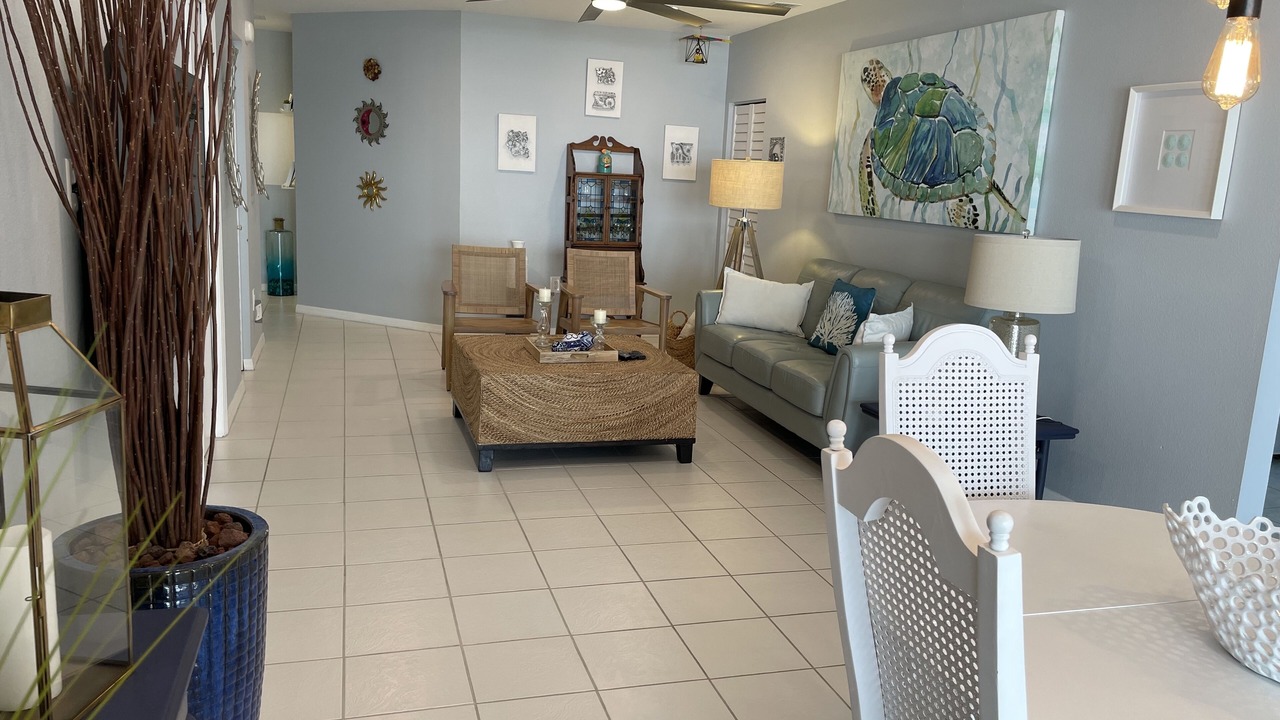 Photo of Livingroom in Cocoa Beach