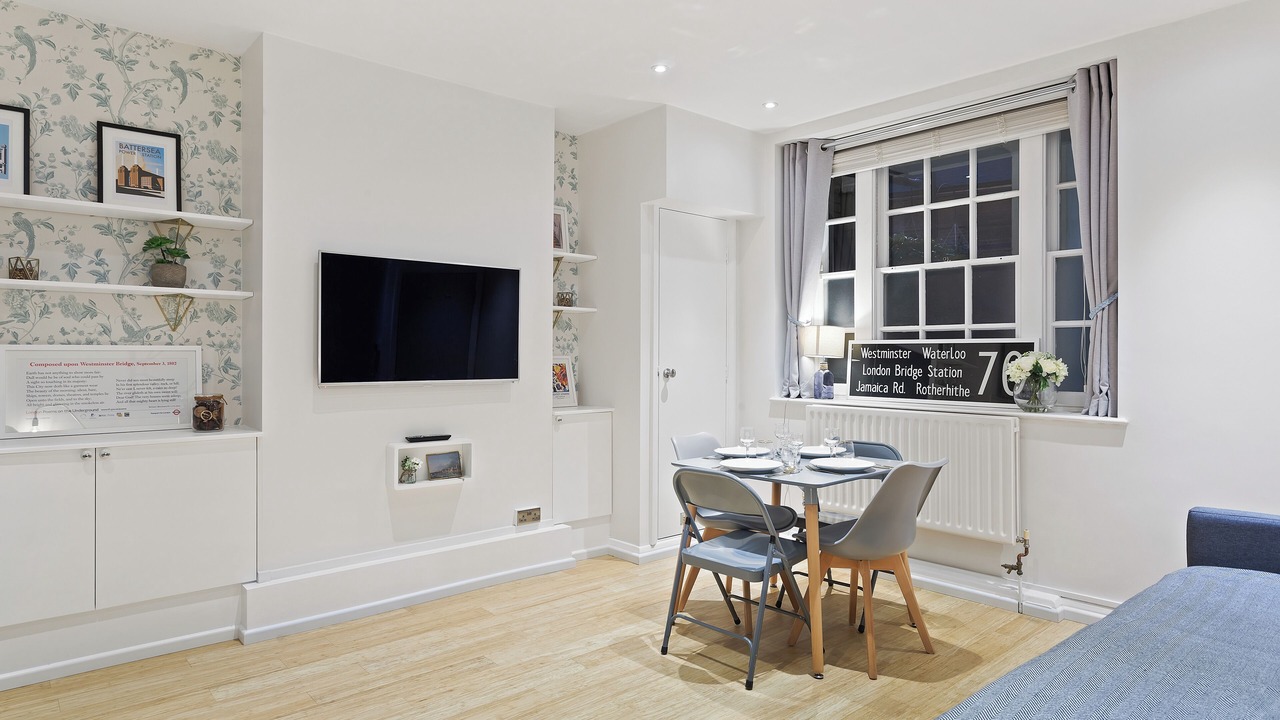 Photo of Others in Vincent Square