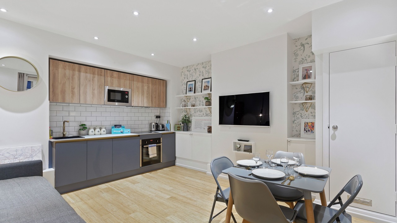 Photo of Others in Vincent Square