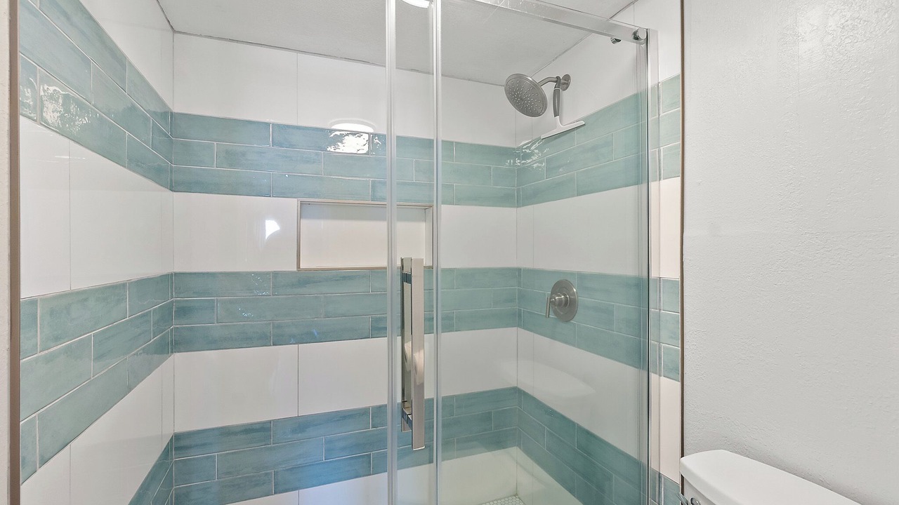 Photo of Others in Painters Hill