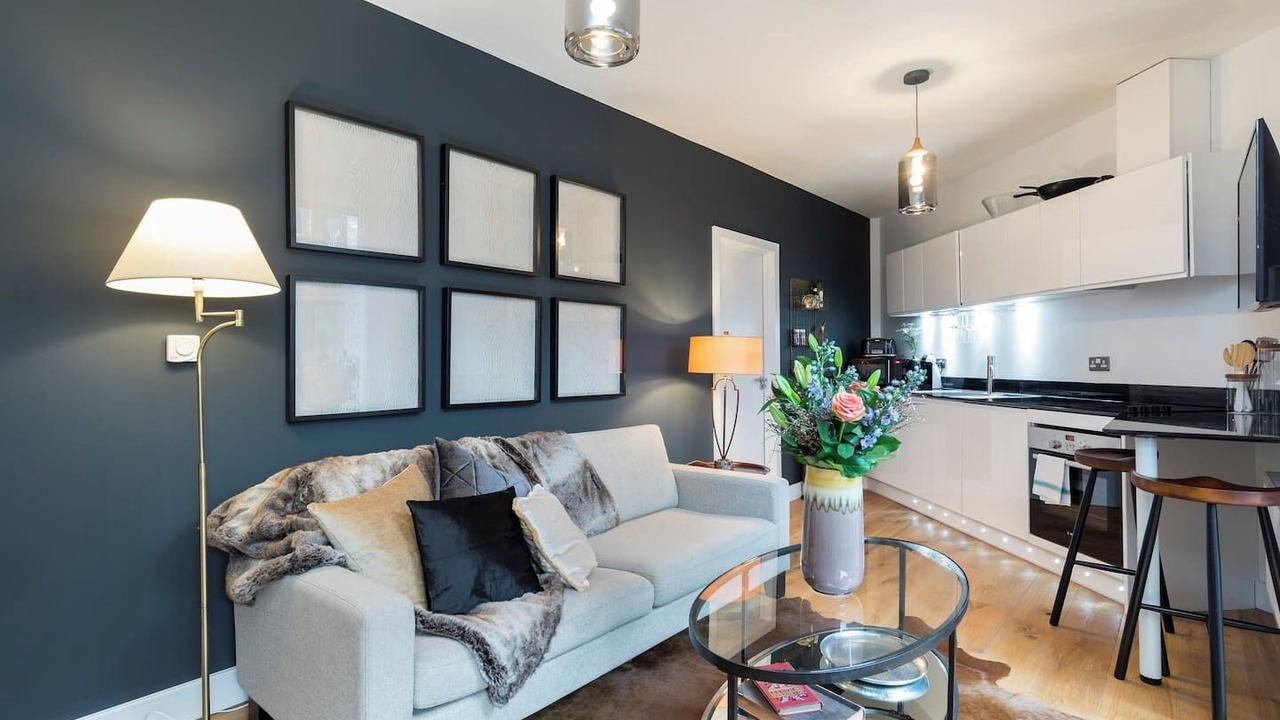 Photo of Livingroom in Notting Dale