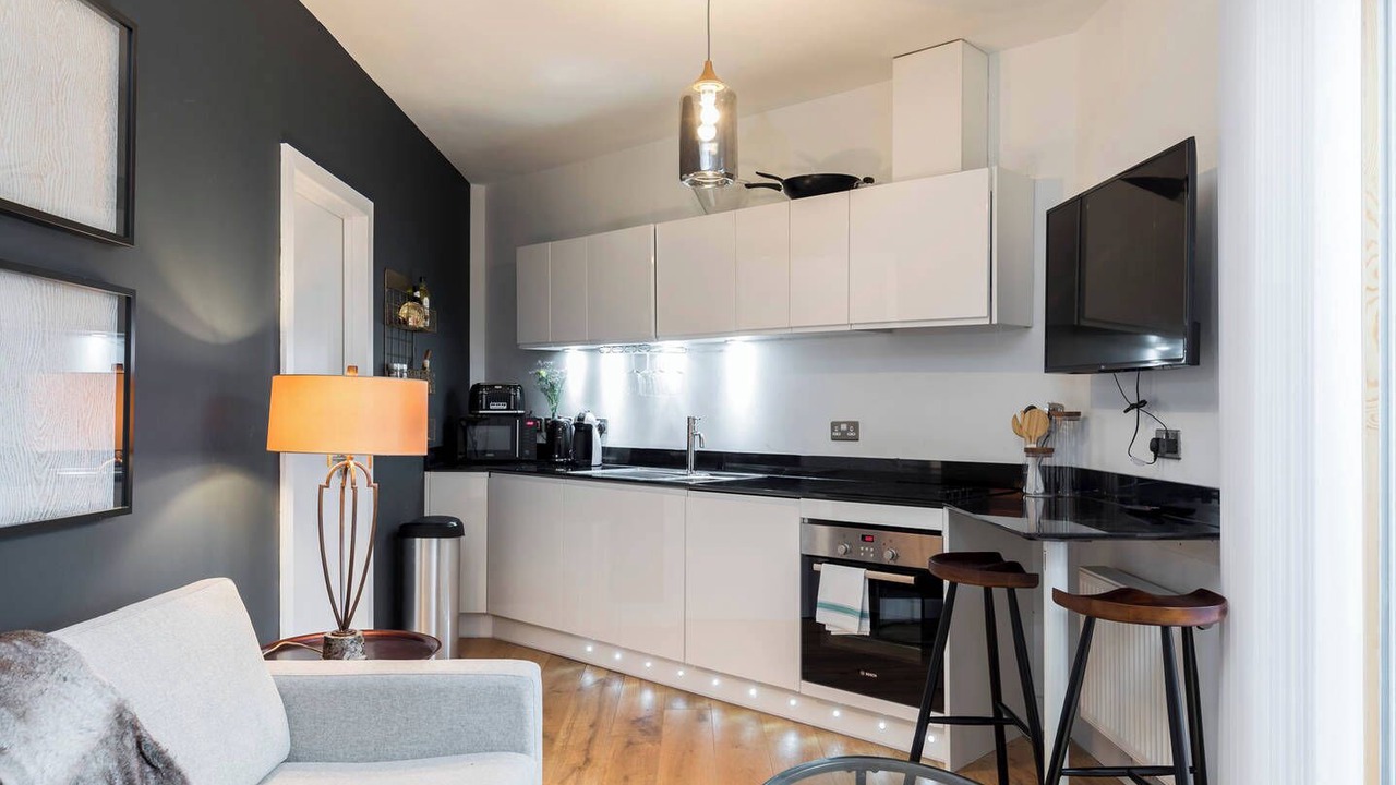 Photo of Others in Notting Dale