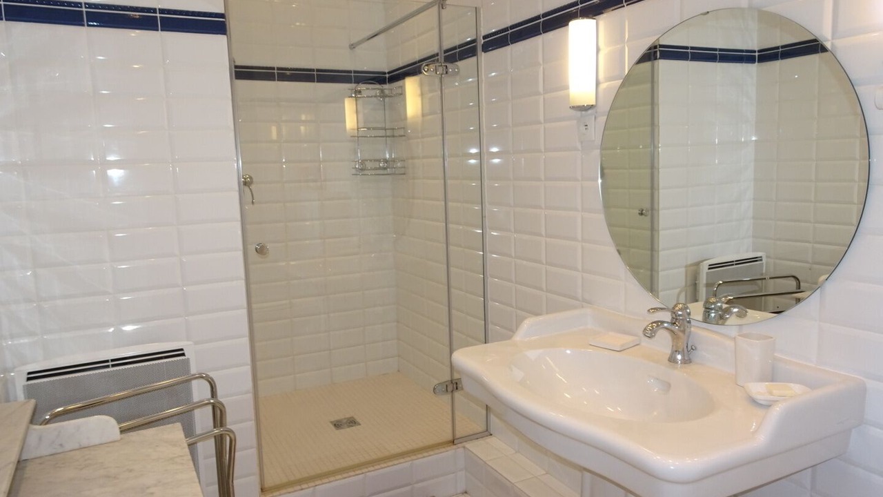 Photo of Bathroom in Font-Romeu-Odeillo-Via