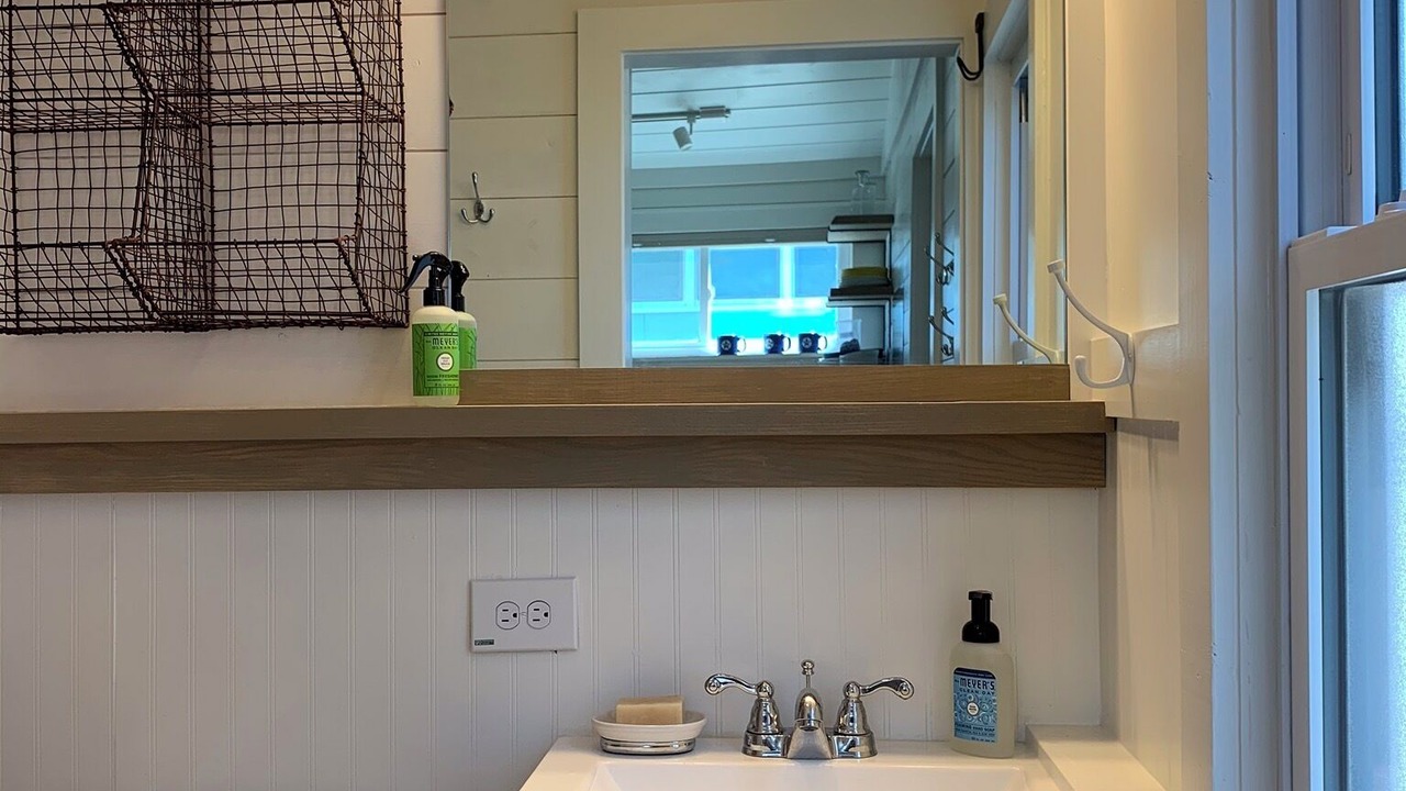 Photo of Bedroom in South Haven