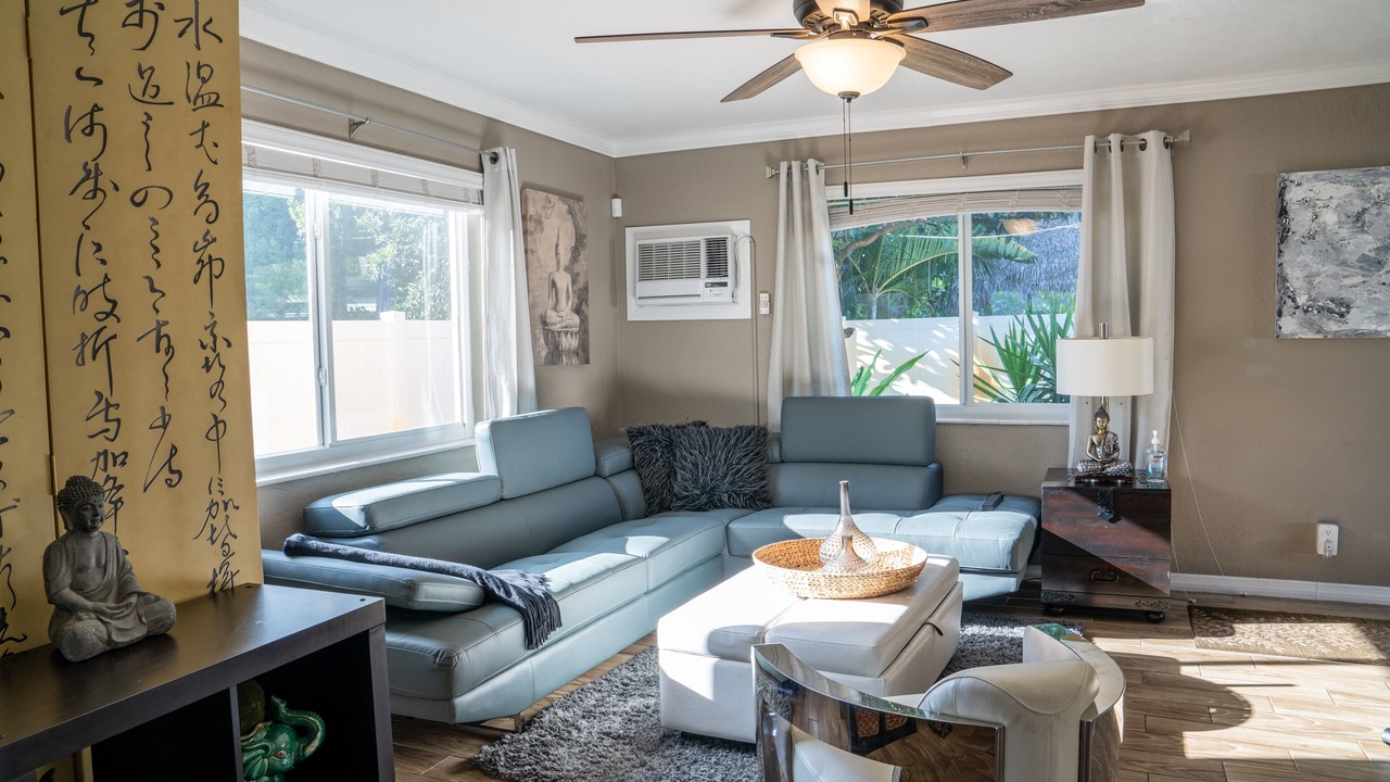 Photo of Livingroom in Wilton Manors