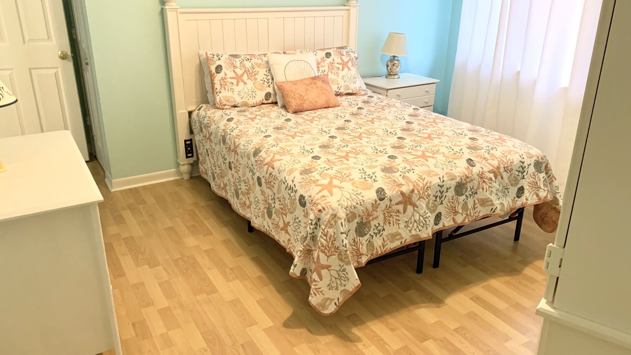 Photo of Bedroom in Miramar Beach