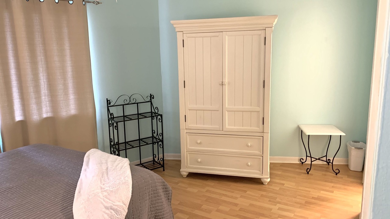 Photo of Bedroom in Miramar Beach