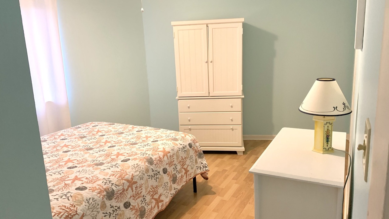 Photo of Bedroom in Miramar Beach