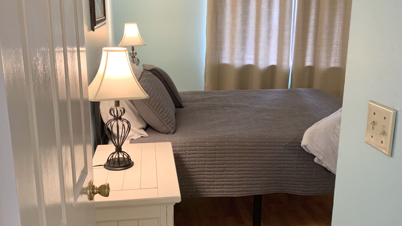 Photo of Bedroom in Miramar Beach