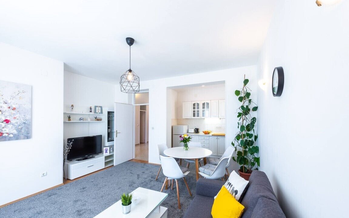 Photo of Livingroom in Pile