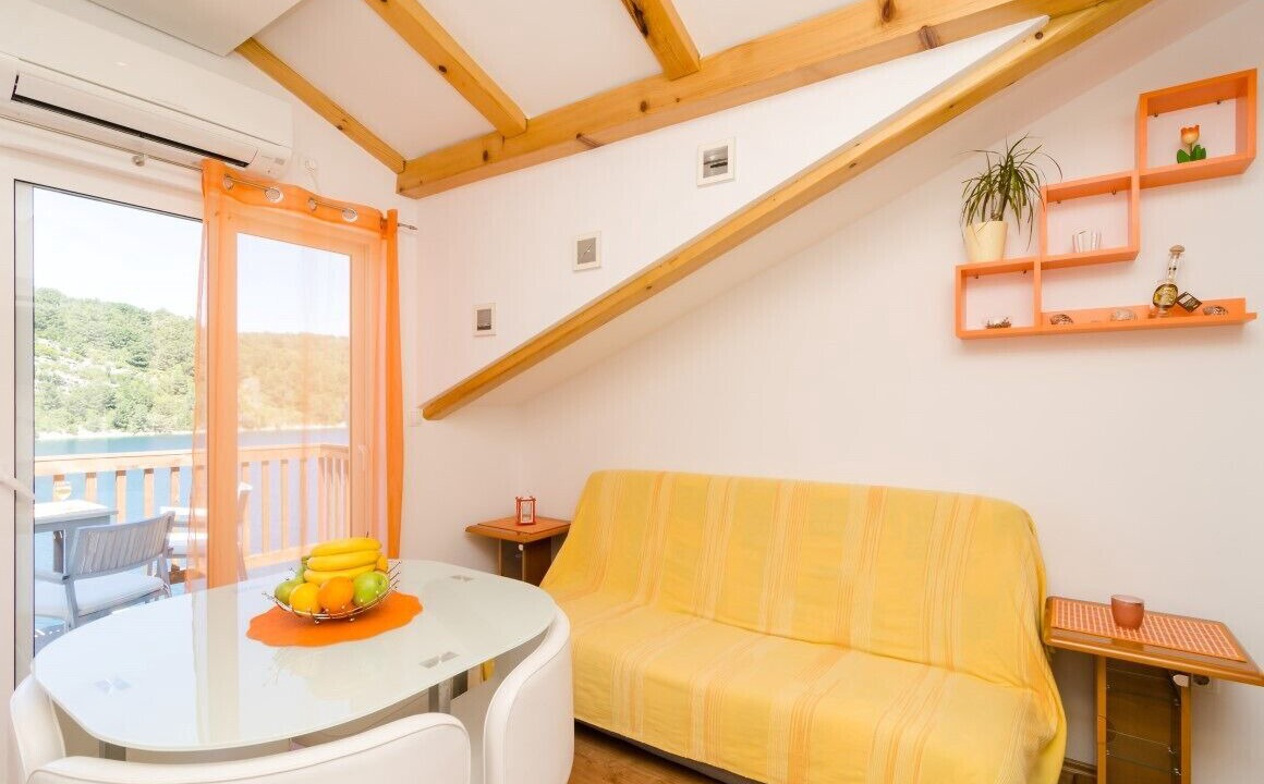 Photo of Livingroom in Polace