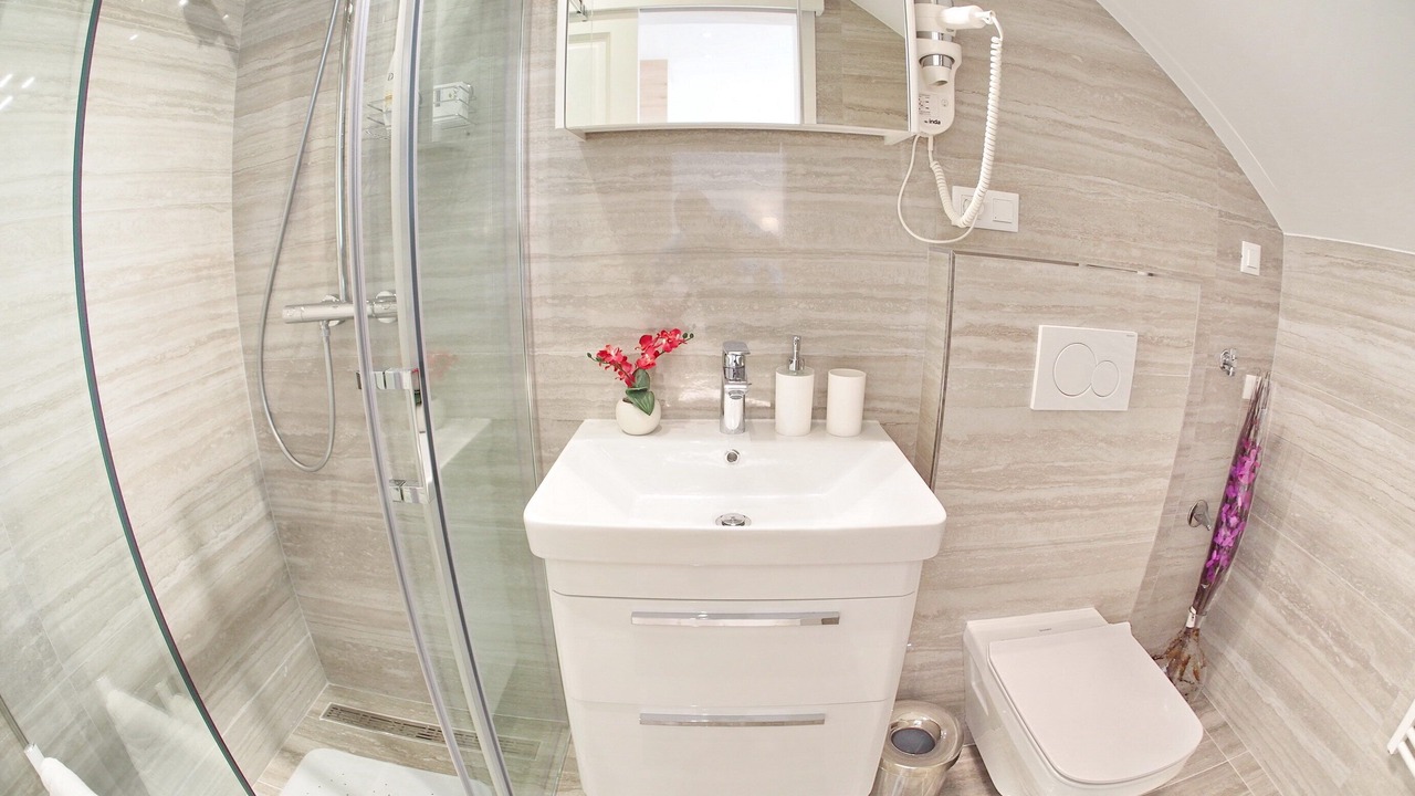 Photo of Bathroom in Gornji Kono