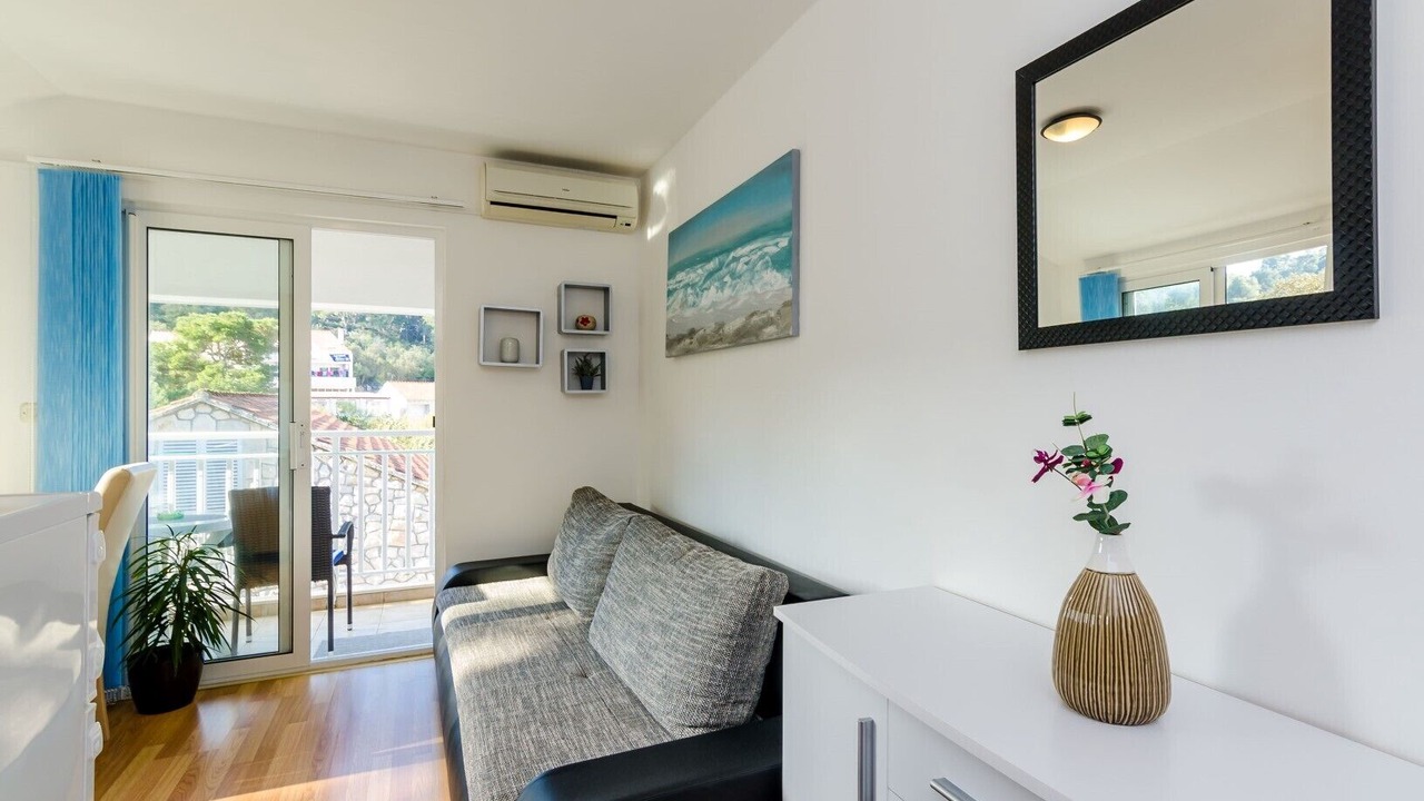 Photo of Livingroom in Pomena