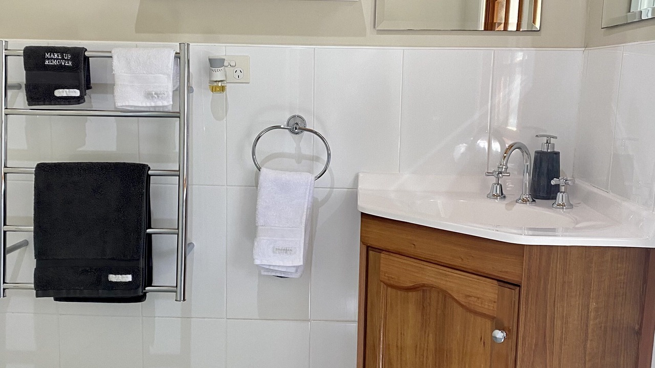 Photo of Bathroom in Central Mudgee