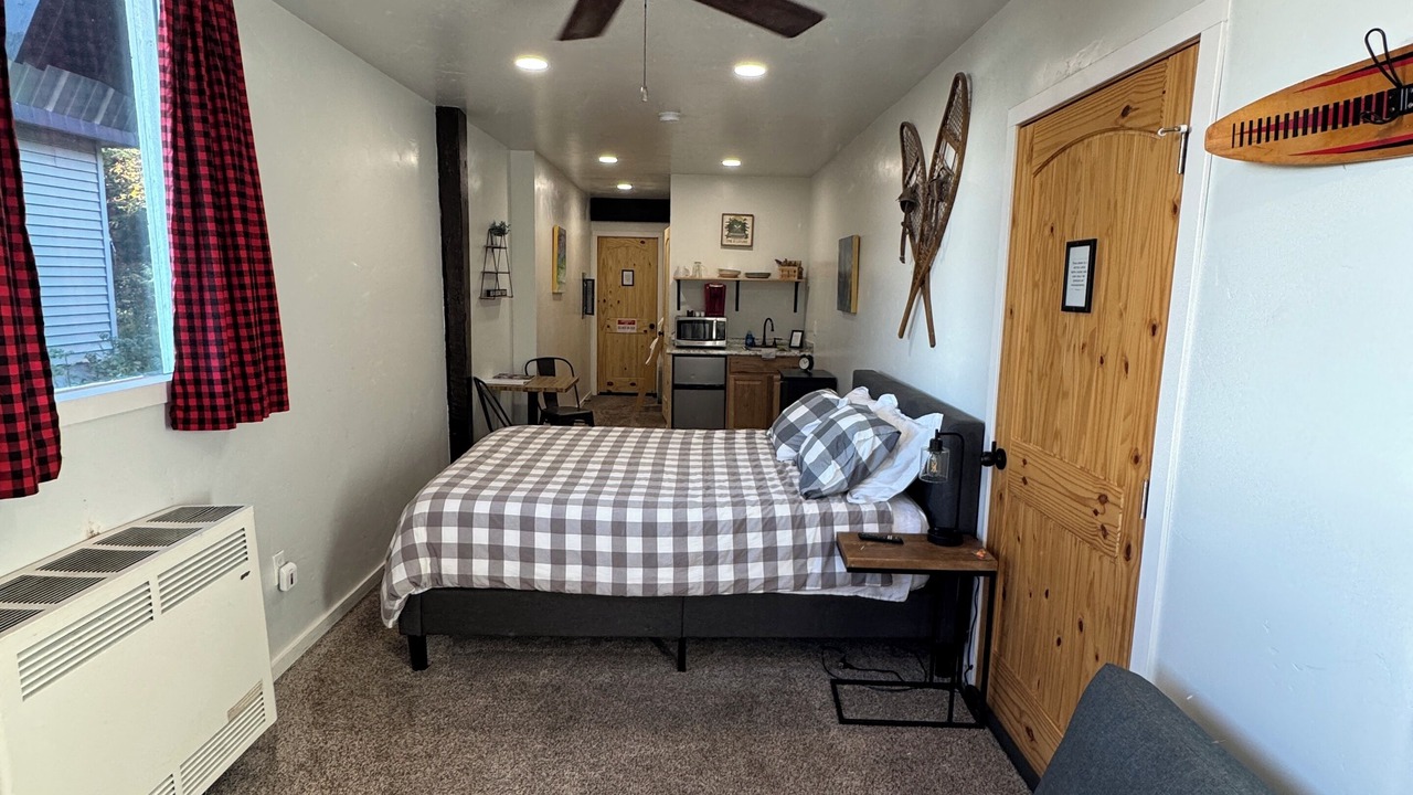 Photo of Bedroom in Sandpoint