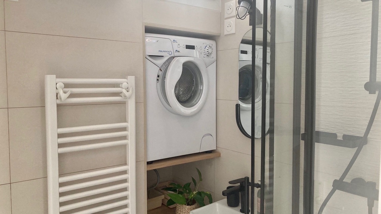 Photo of Bathroom in Saint-Fargeau