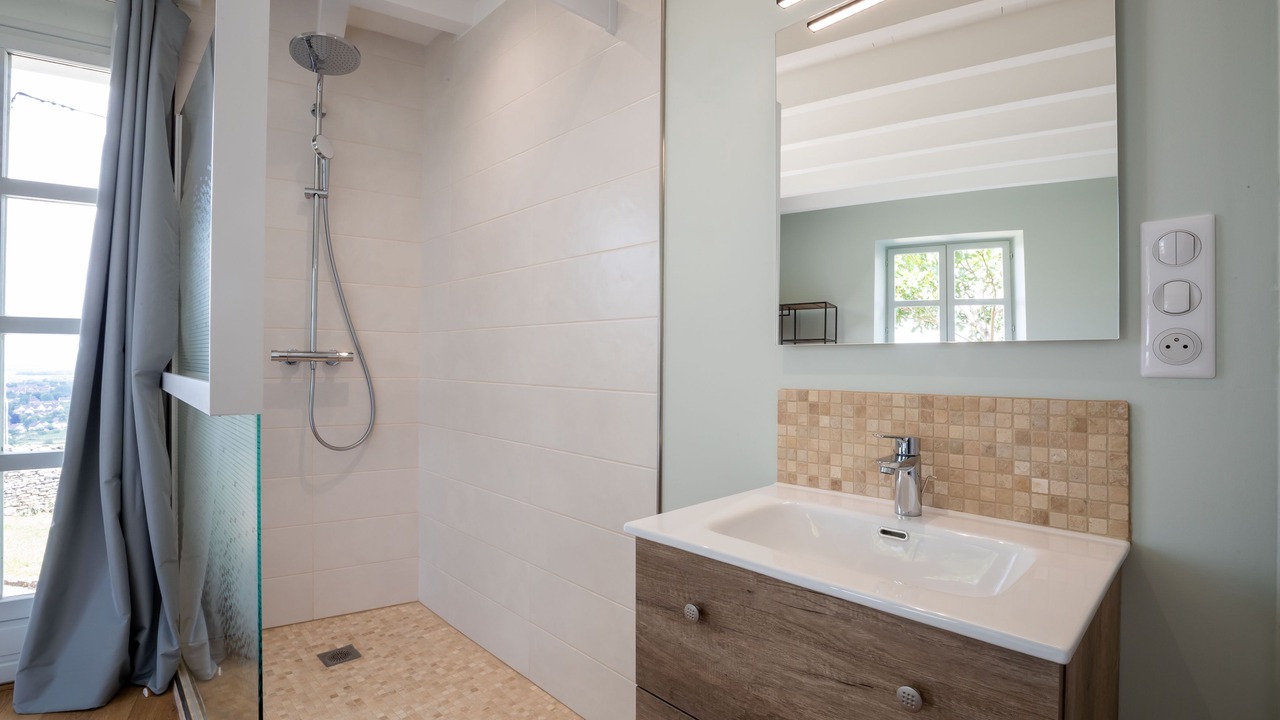 Photo of Bathroom in Beaune