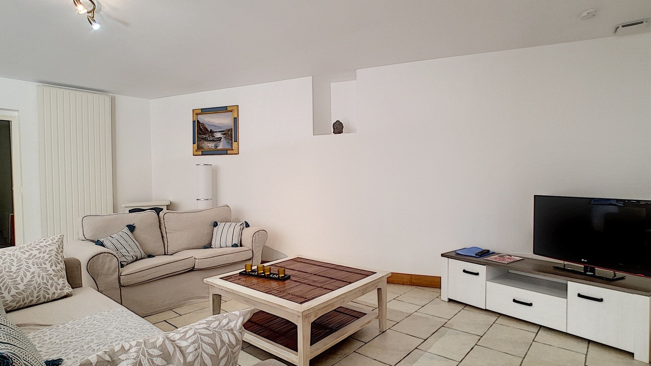 Photo of Livingroom in Saint-Aquilin-de-Pacy