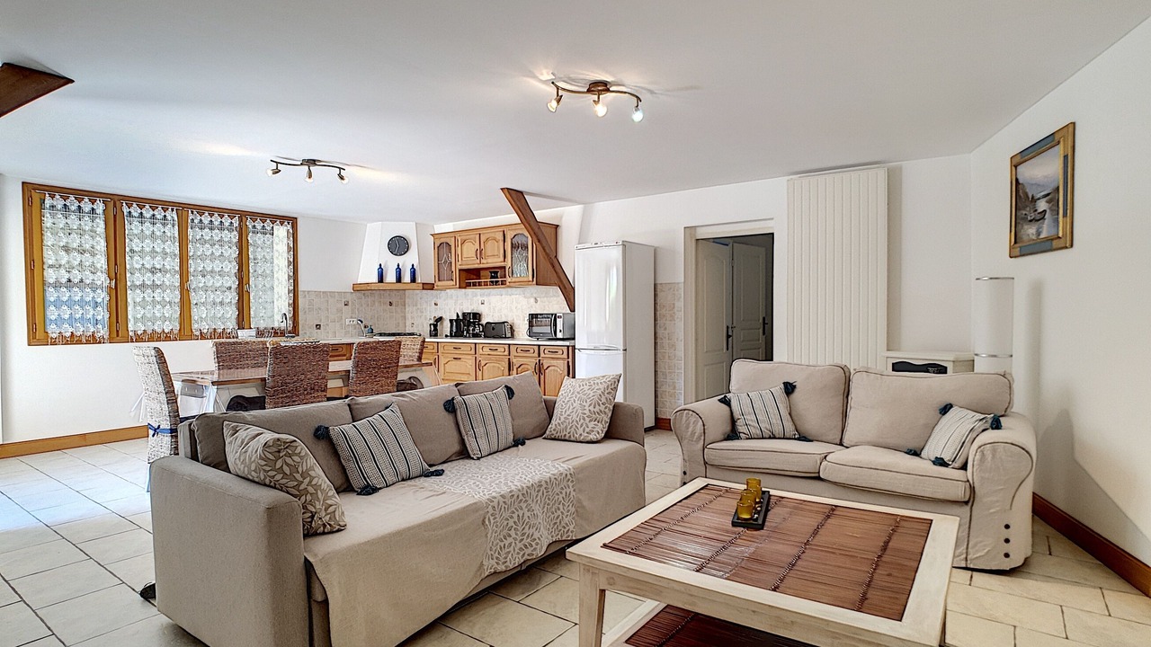 Photo of Livingroom in Saint-Aquilin-de-Pacy